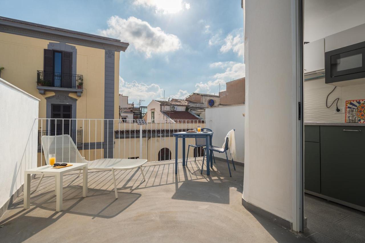 Attico 37 - Suite Con Terrazza Privata E Cucina Palermo Eksteriør billede